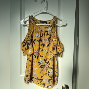 Cute floral top